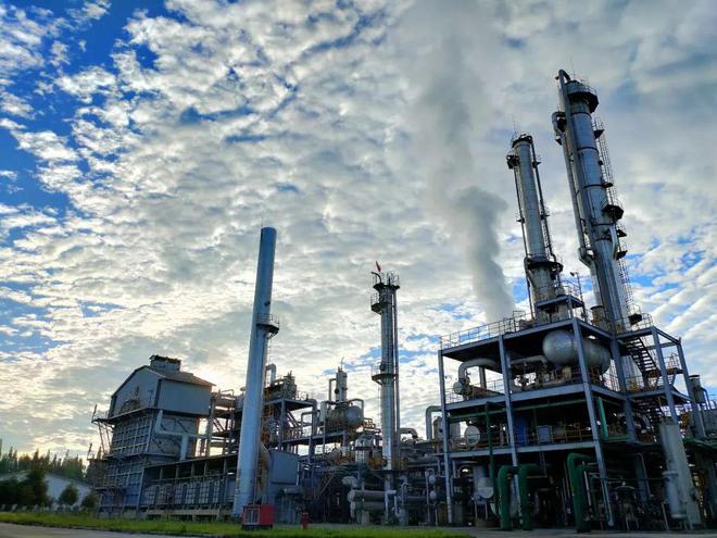 綿竹知名老廠企招人啦!操作工、機電技術人員,五險一金,薪資5-8k.